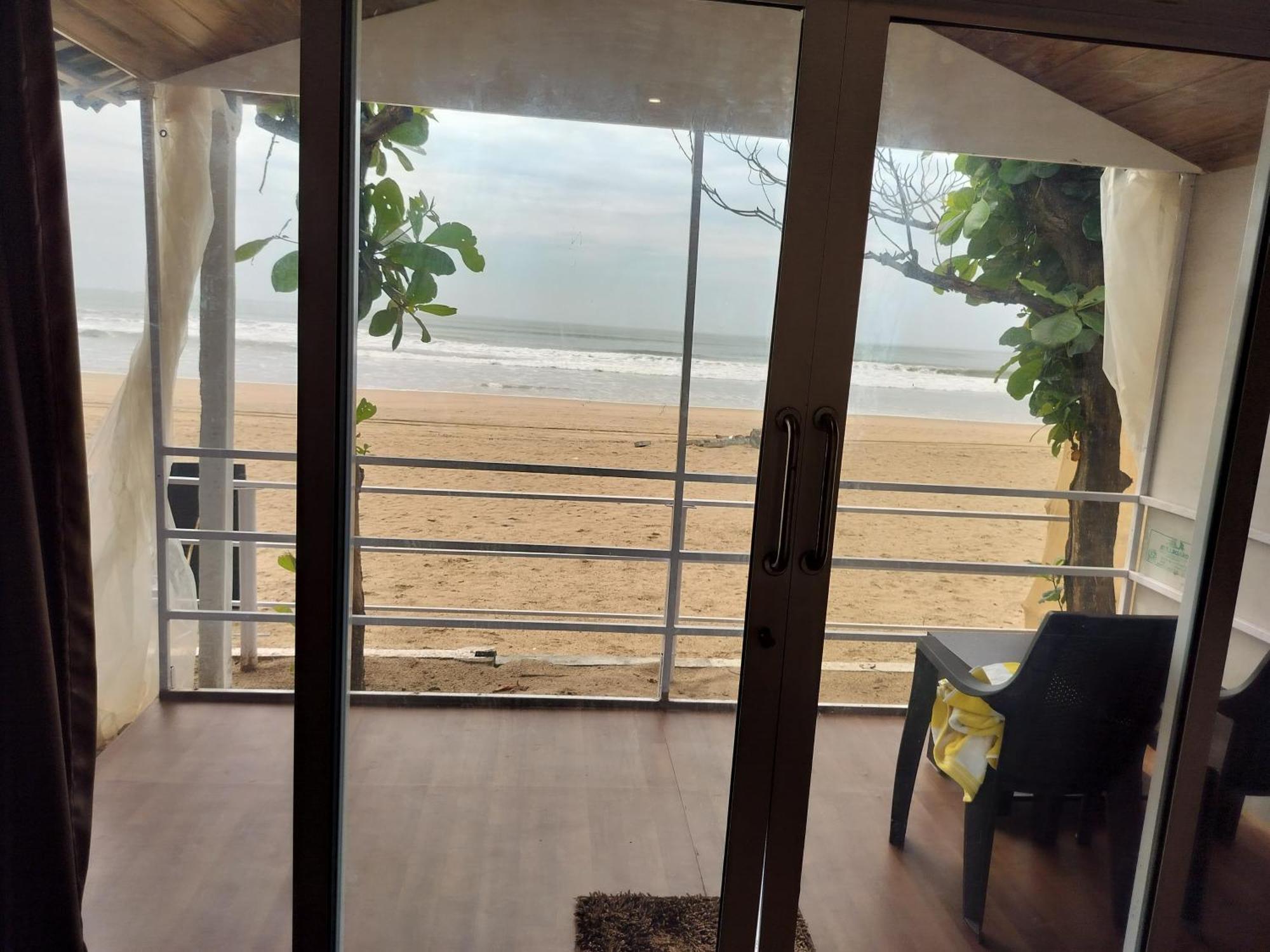 Omkar Beach Bungalow Agonda Buitenkant foto