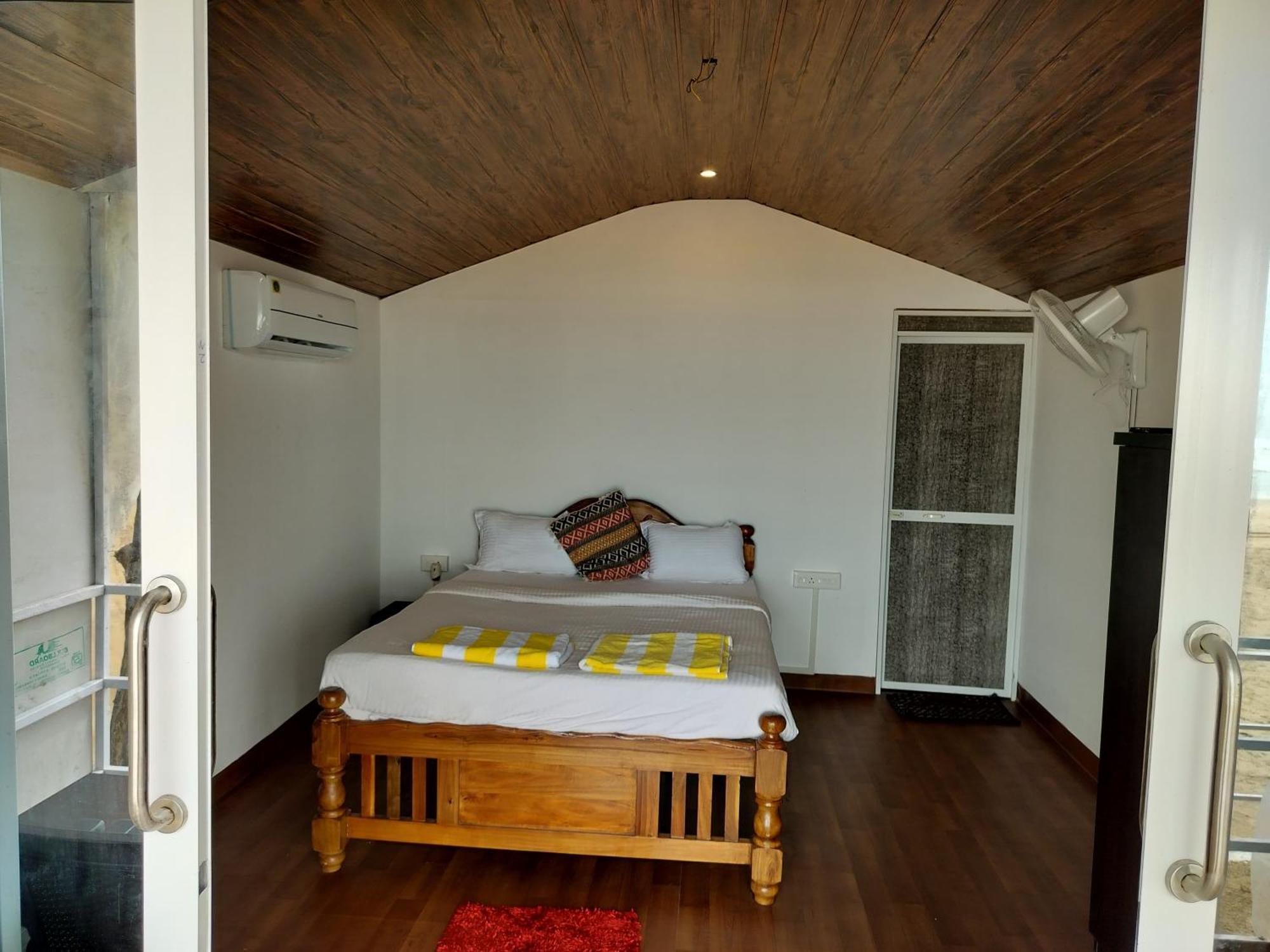 Omkar Beach Bungalow Agonda Buitenkant foto